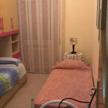 La Stella 4* מנפרדוניה